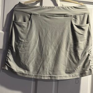 PGA Tour skort
